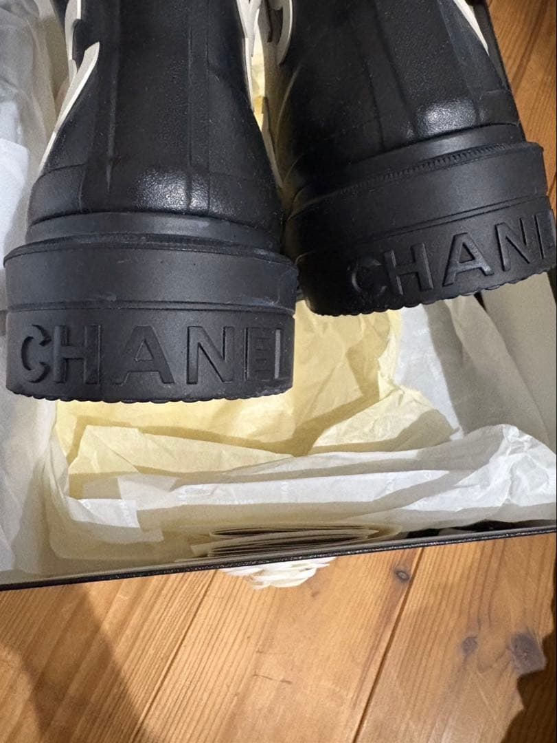 激レア！未使用！シャネル　アンクルラバーブーツ