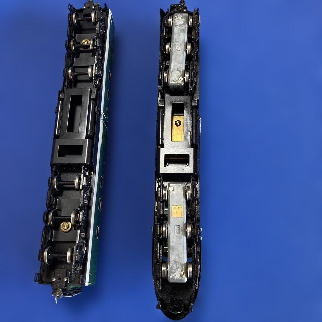 アメリカ型金属製HOゲージ機関車 2両セット