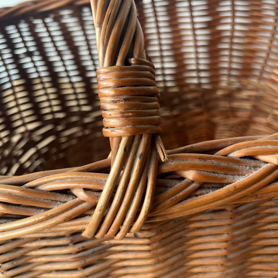 デンマークで買付したカゴ