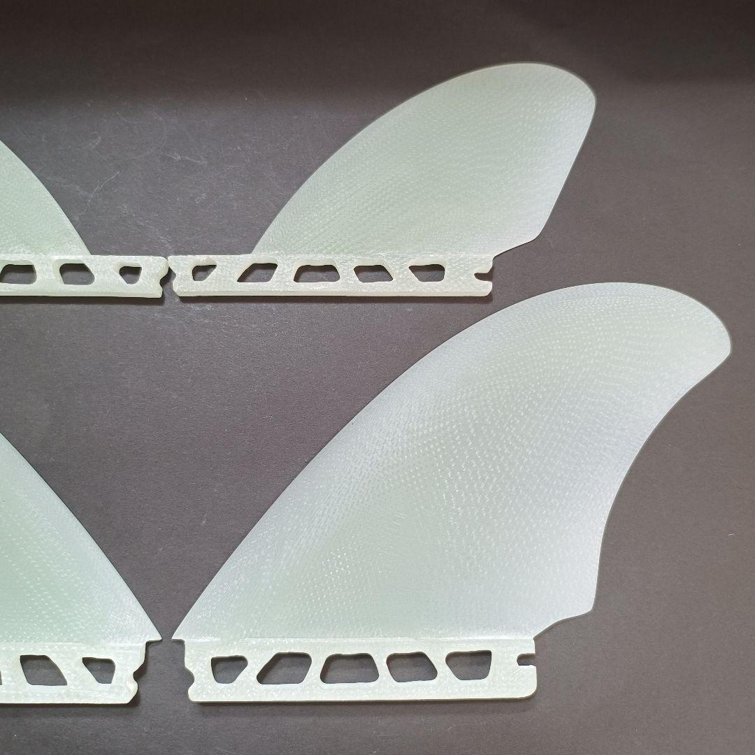 マチャドクワッド系　フューチャーフィン対応　ＶＯＬＡＮカラー　フィン