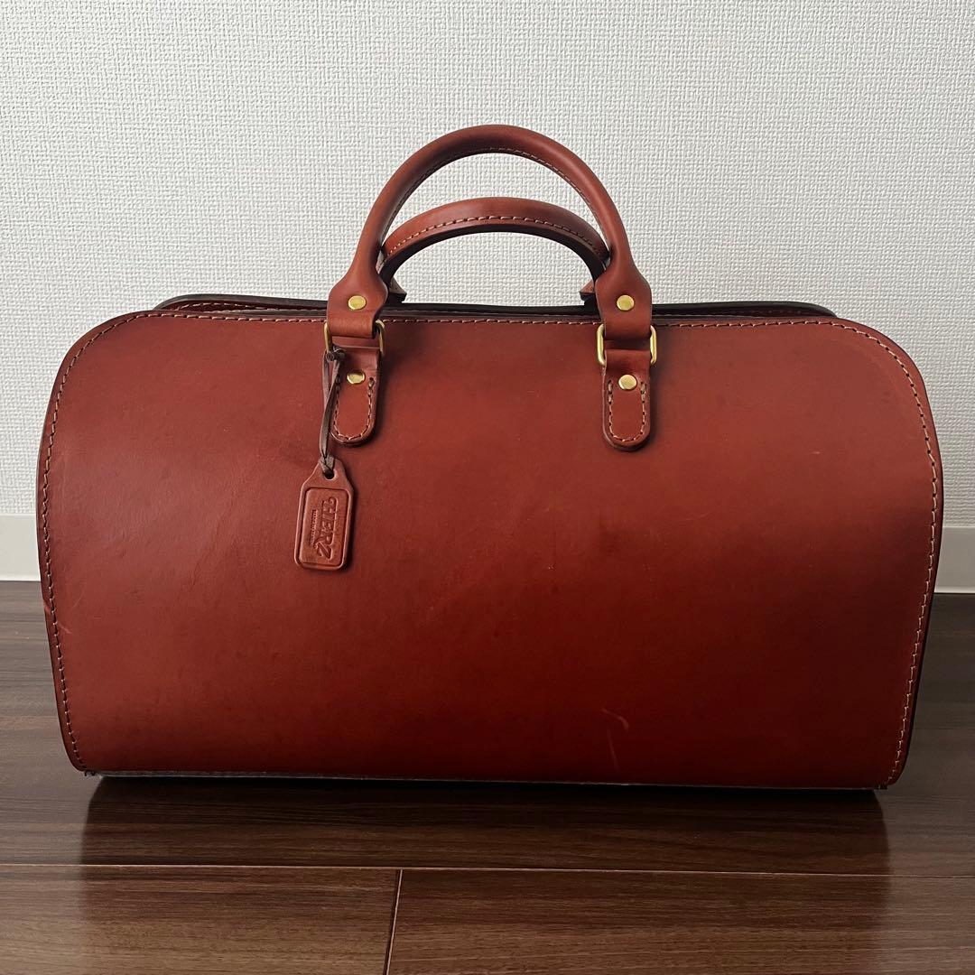 ヘルツ 二本手ファスナーボストンバッグ