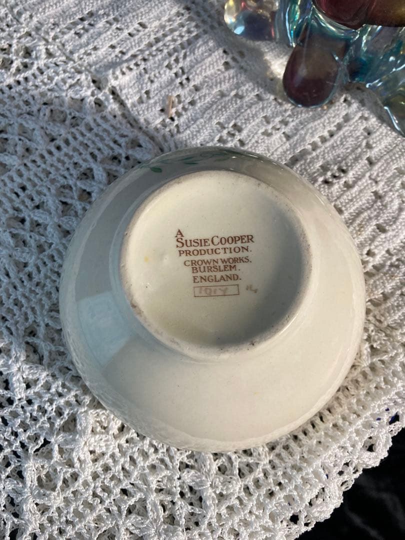 Susie Cooper スージークーパー　ドレスデンスプレイ　シュガーボウル