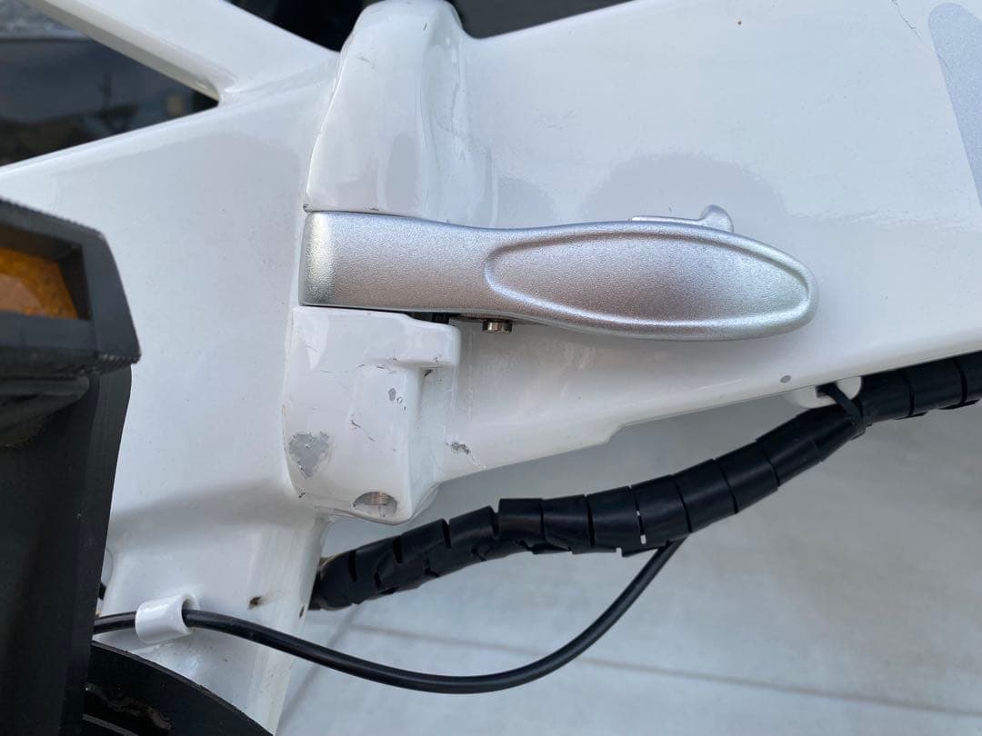 MATE City ホワイト 電動アシスト自転車