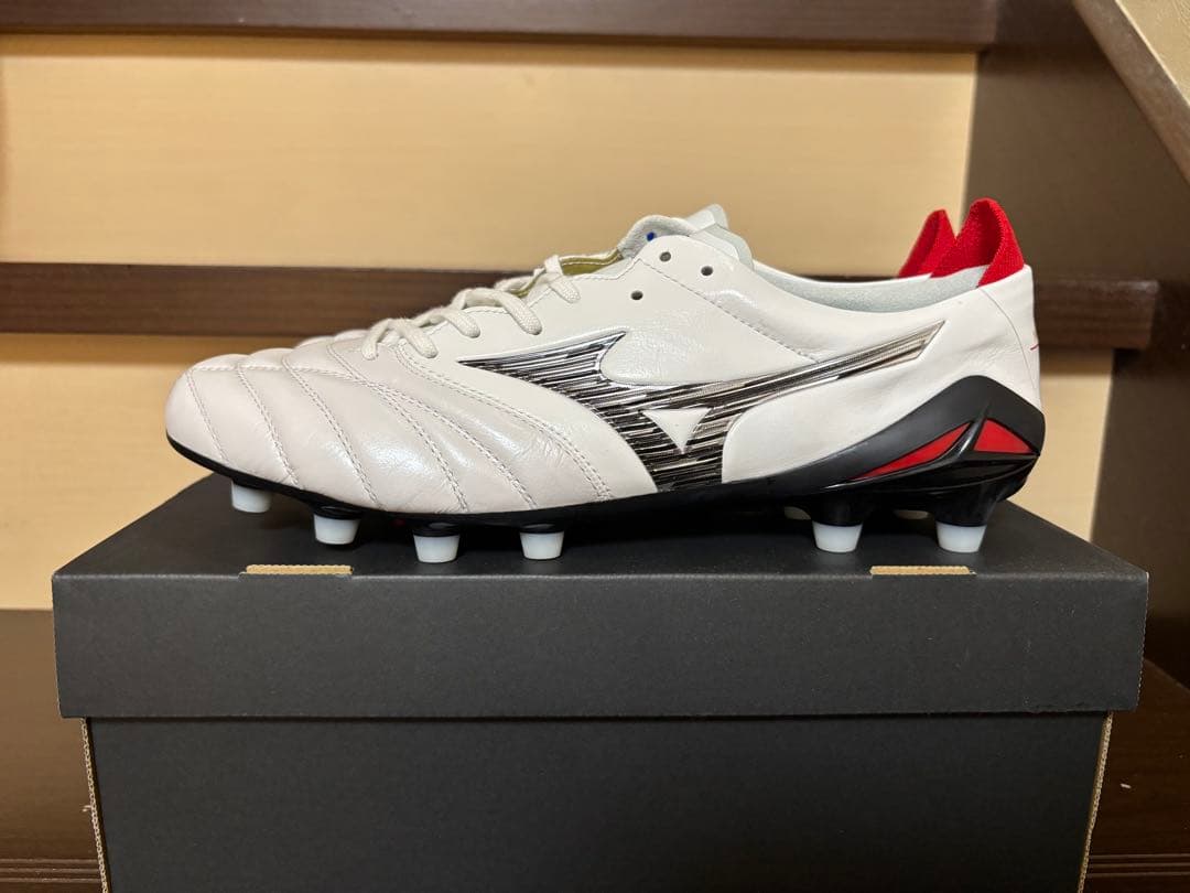 サッカースパイク　ミズノ　モレリアネオ4 JAPAN 新品 26.5cm