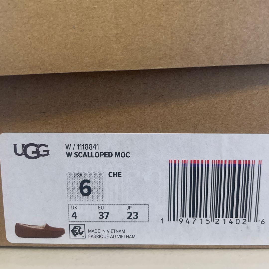 UGG /SCALLOPED MOC モカシン