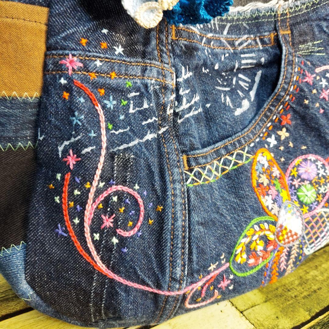 刺繍デニムバック　No.667　デニムリメイク　チューリップバック　刺繍バック