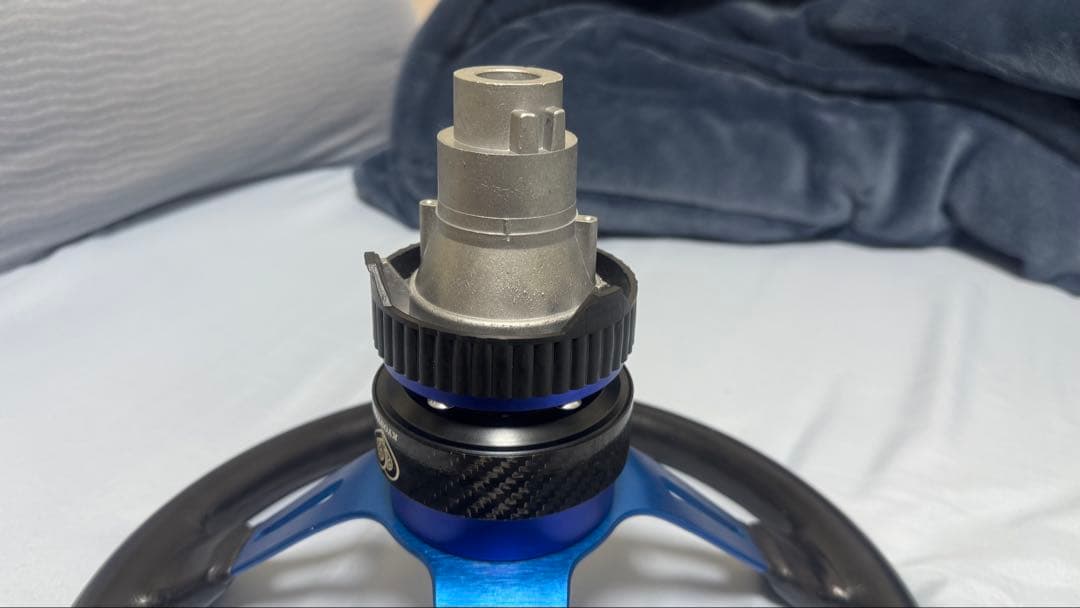 momoステアリング クイックリリース付き 35パイ