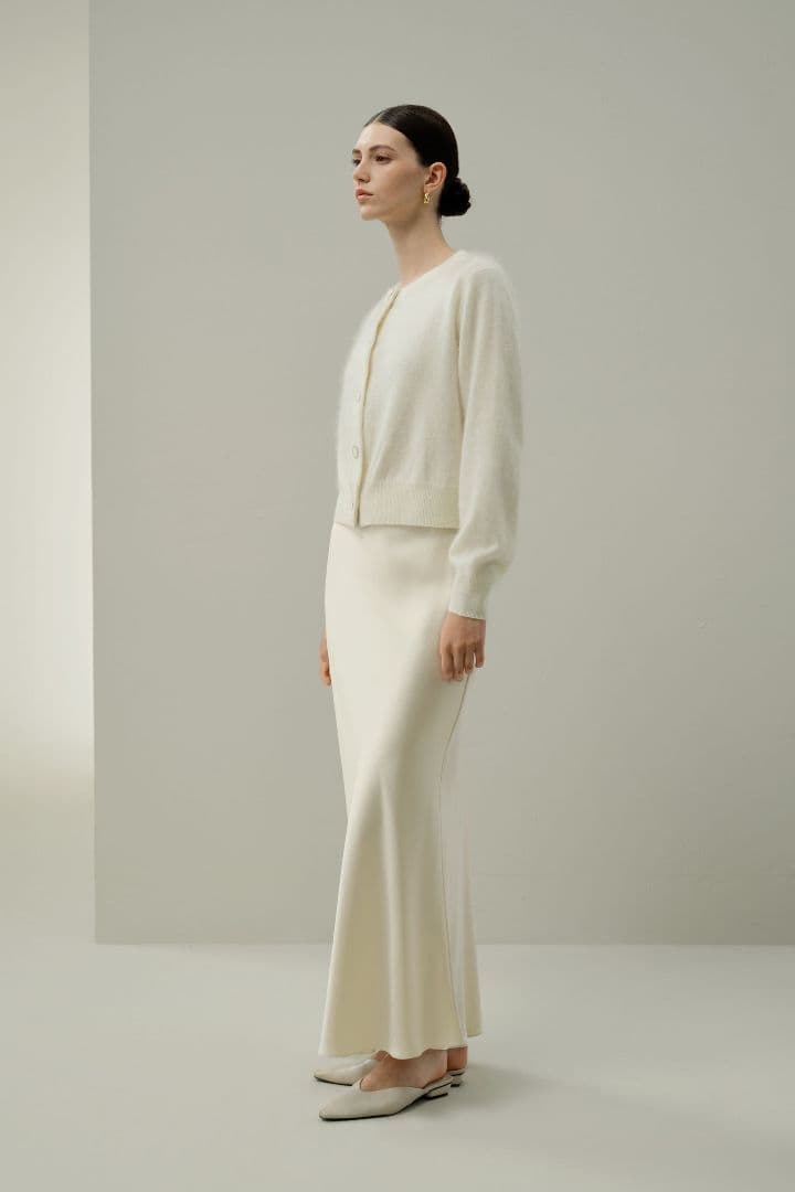 【新品タグ付】LILY SILK 超ソフト 起毛カシミア ネック カーディガン