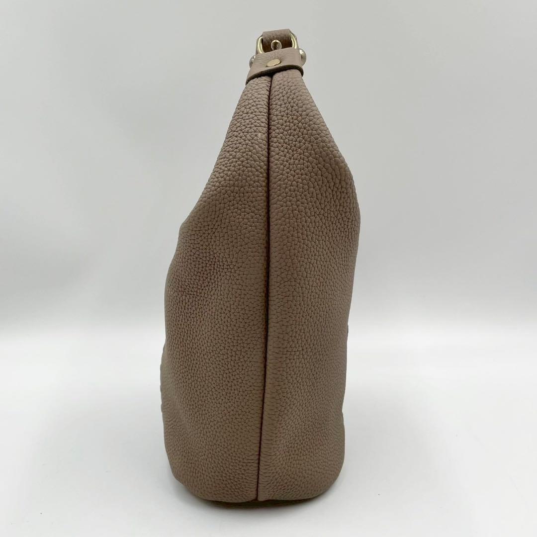 極美品　マヌー　keg pouchc ケッグポーチ　レザーバッグ　グレージュ