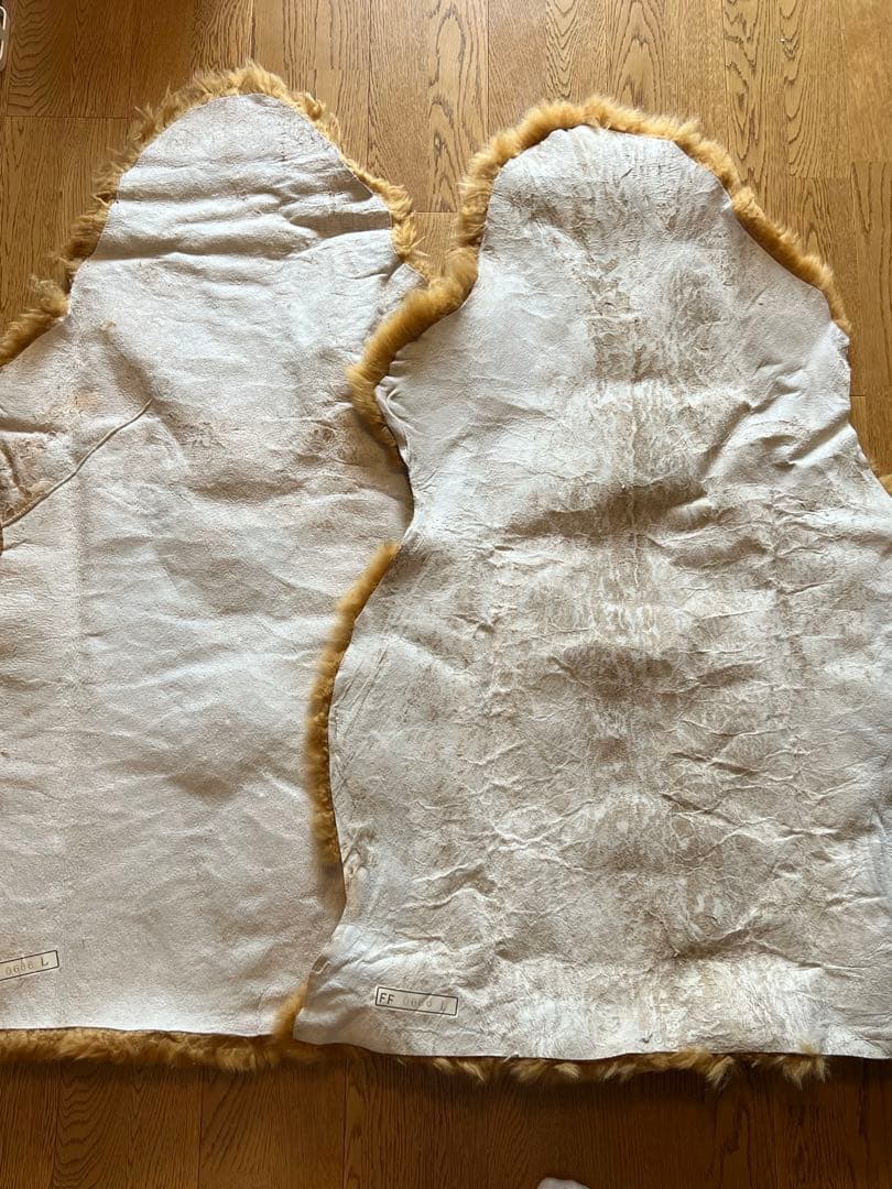 【箱付き】ムートンのラグ2枚組　川島織物SELKON