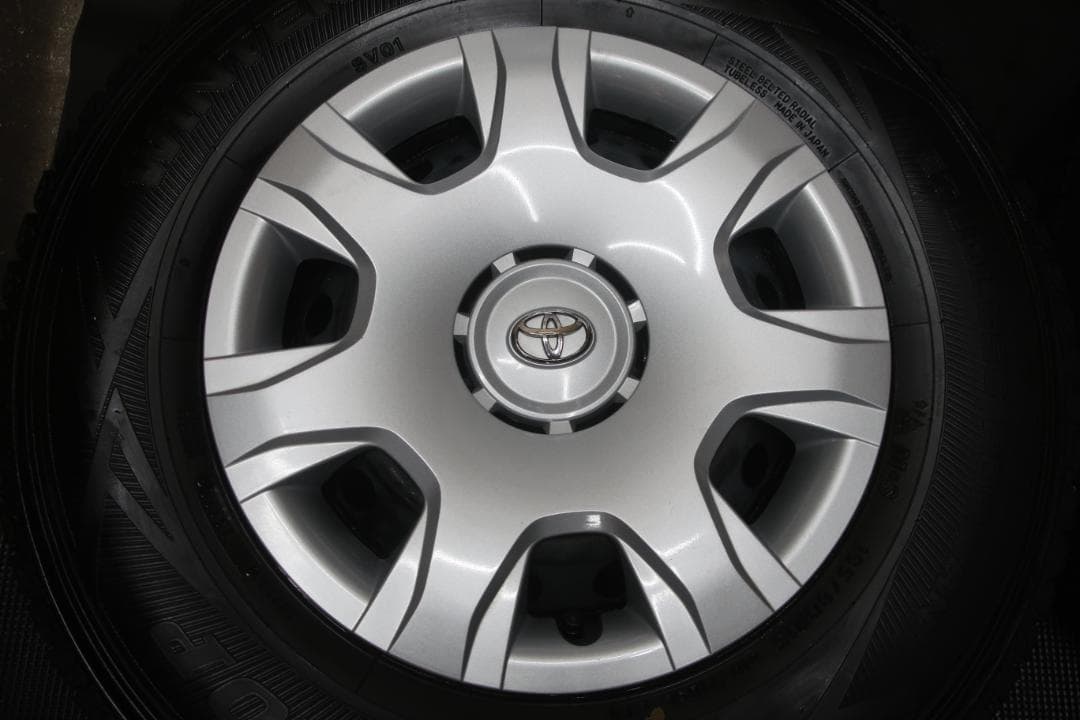 スタッドレス ダンロップ 195/80R15 バリ溝 トヨタ 200 ハイエース