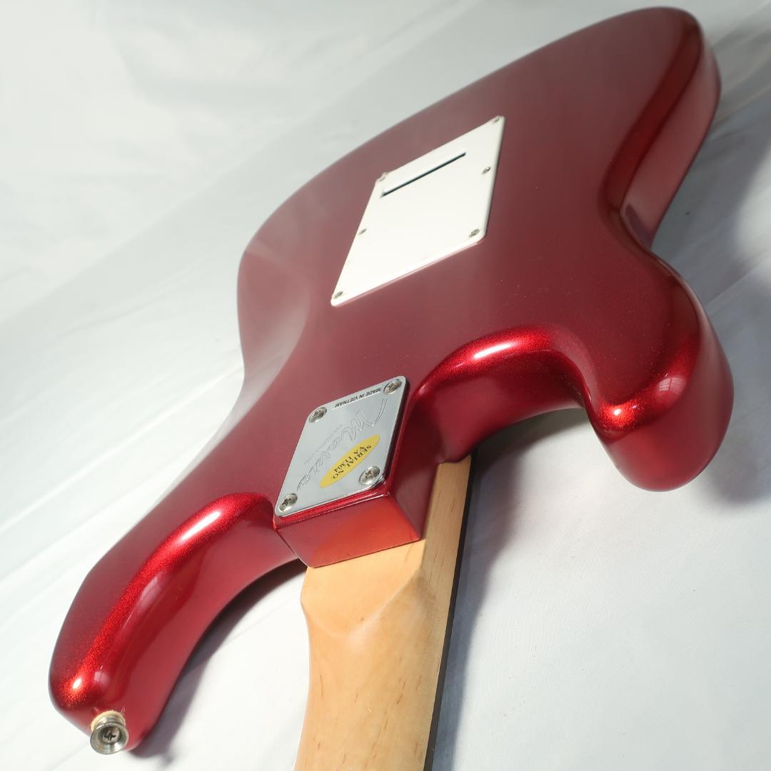 ほぼ未使用 Mavis エレキギター ストラトタイプ イシバシ楽器