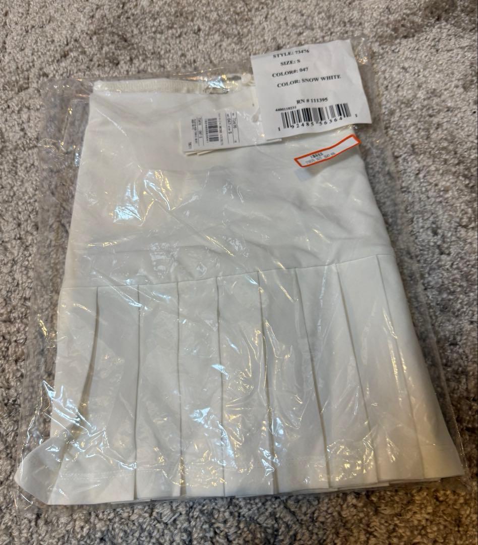 ToryBurch【新品未使用タグ付き】プリーツヘムテニススカートSホワイト