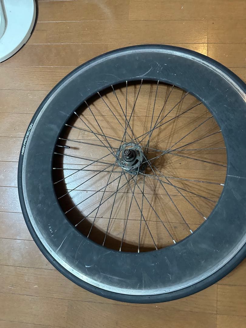 ピストバイク　ディープホイール