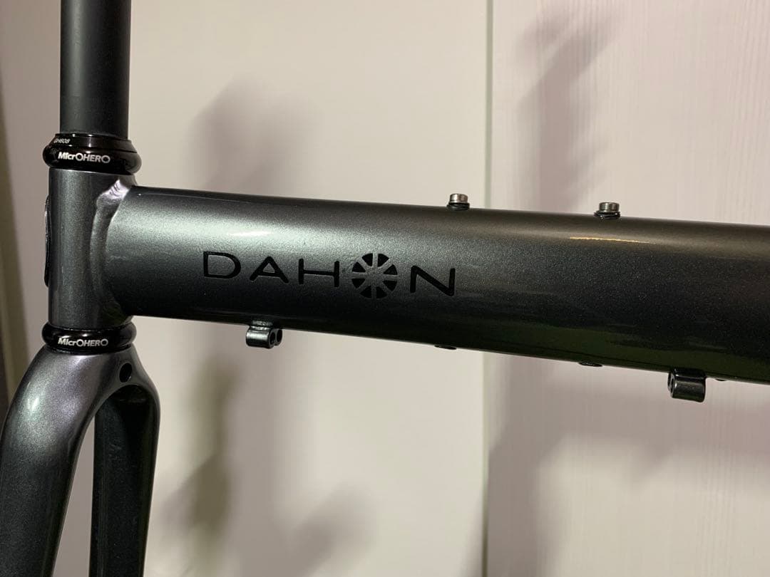DAHON vitesse★リメイク★カーボンフォーク★軽量★ディスクブレーキ