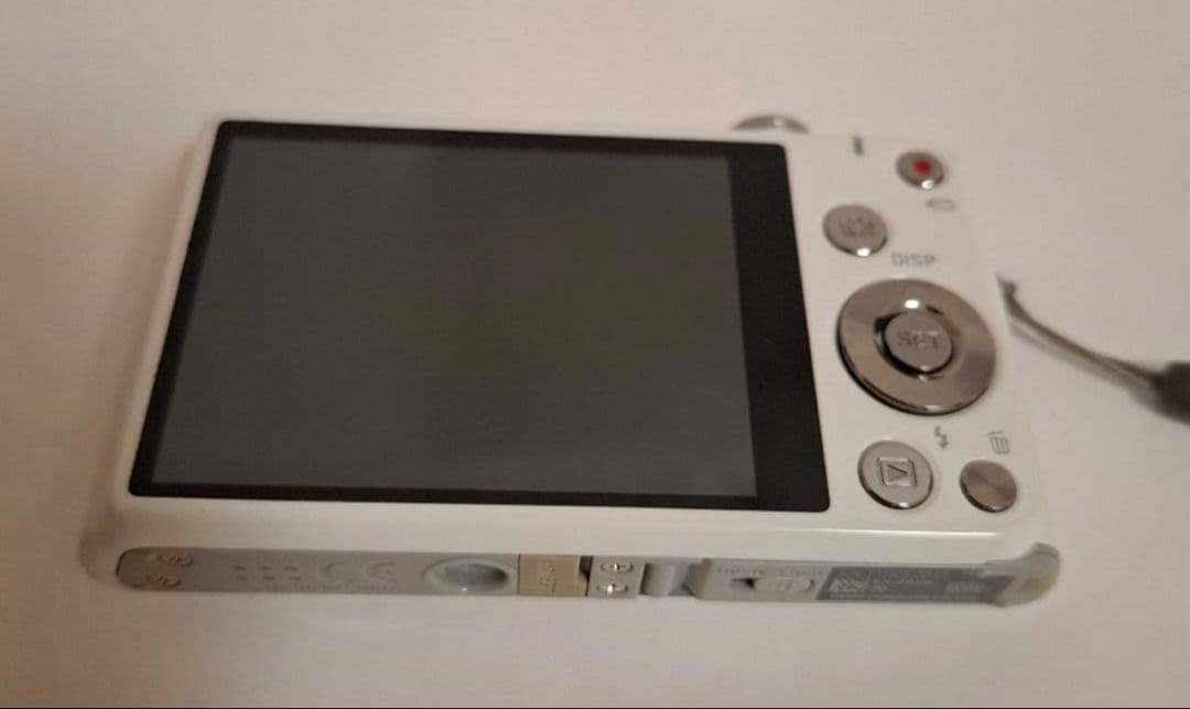 CASIO カシオ　EXILIM EX-ZS26 デジタルカメラ　コンデジ