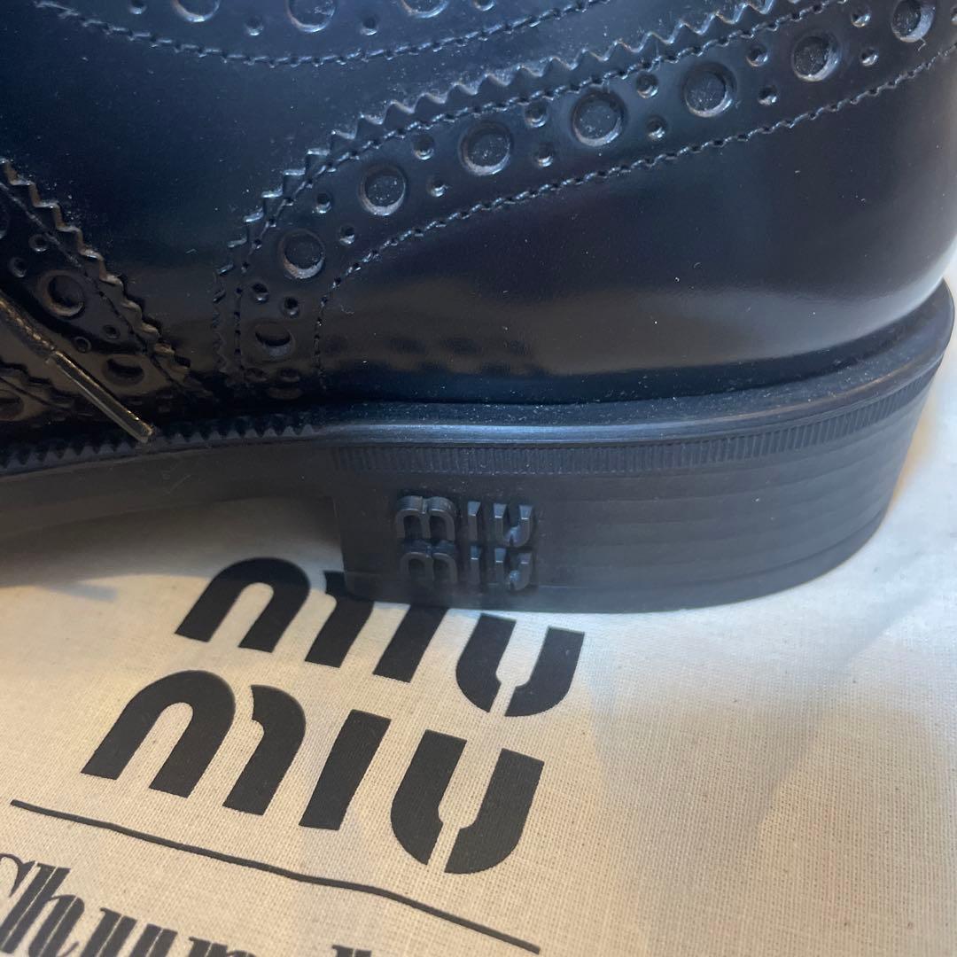 【極美品】ミュウミュウ　チャーチ　オックスフォードブロークシューズ　ブラック