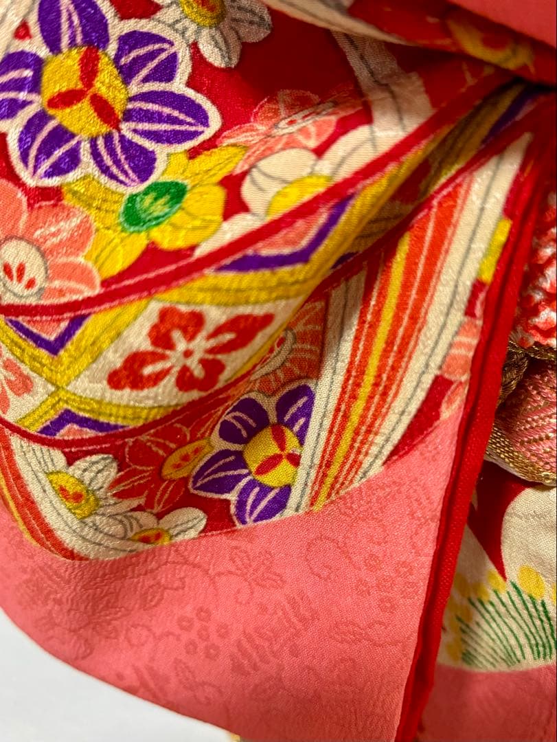 【ねこの創作人形】ちりめん細工　縮緬細工　招き猫　まねき猫　和風猫　寒牡丹