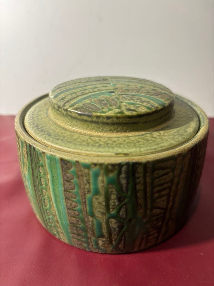 値下げしました　ロイヤルコペンハーゲン　蓋付き容器 小物入れ キャンディポット