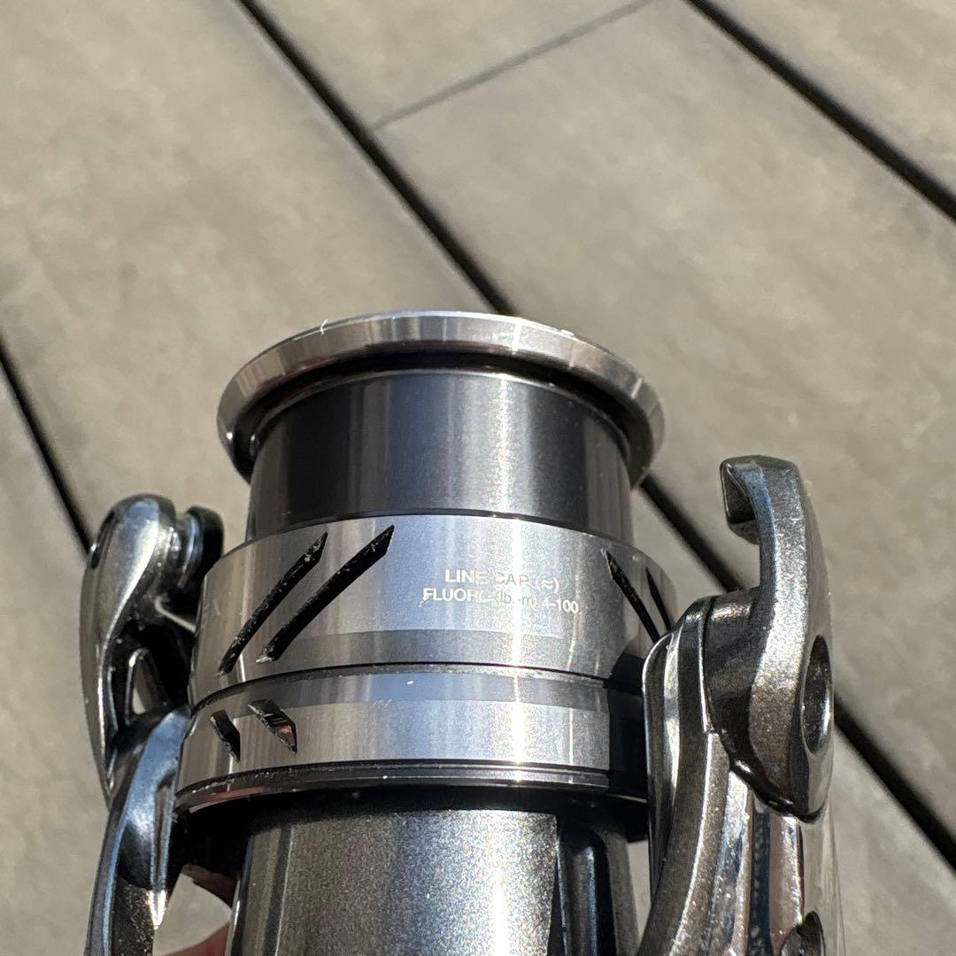 シマノ 21コンプレックス XR C2000 F4①