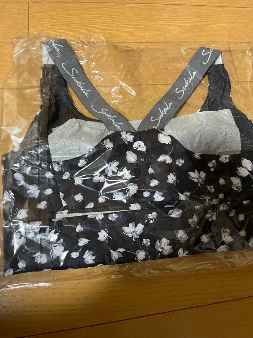 値下げ【SUKALA】Yストラップロゴブラトップ　M