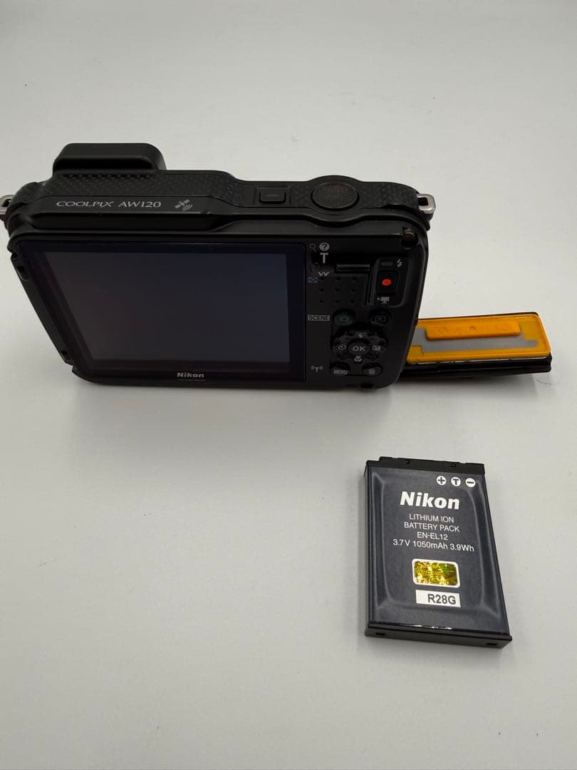 Nikon COOLPIX 防水デジタルカメラ　ジャンク