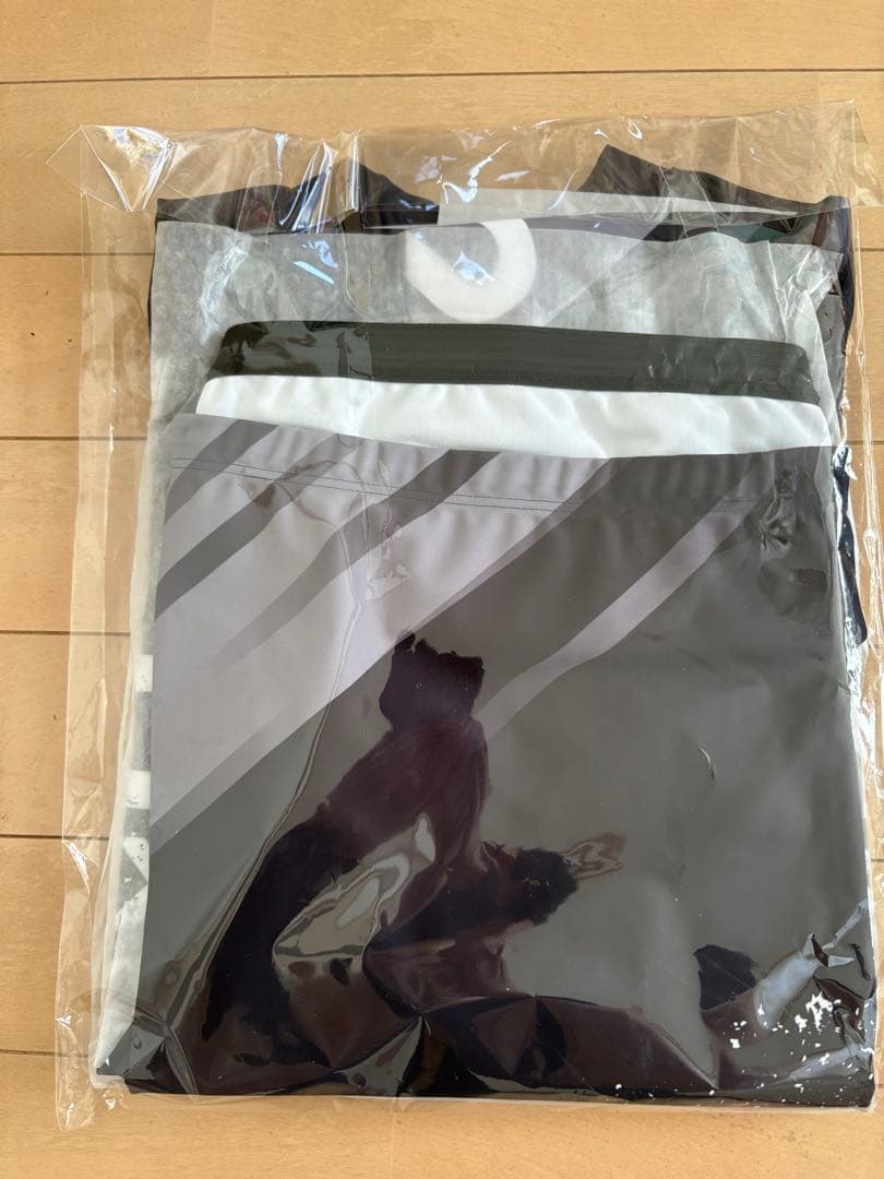 平塚競輪 ヤンググランプリ ユニフォーム 2番車 トレーディングカードおまけつき