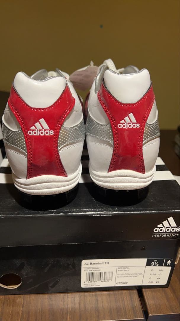 西岡剛　ロッテ時代支給品スパイク　サイン入り