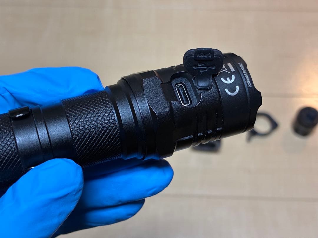 ライト・ランタン Nitecore P20iX