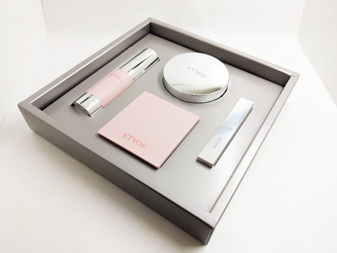 ETVOS エトヴォス 2025 ミネラルコフレ ホリデー アイシャドウ ベース