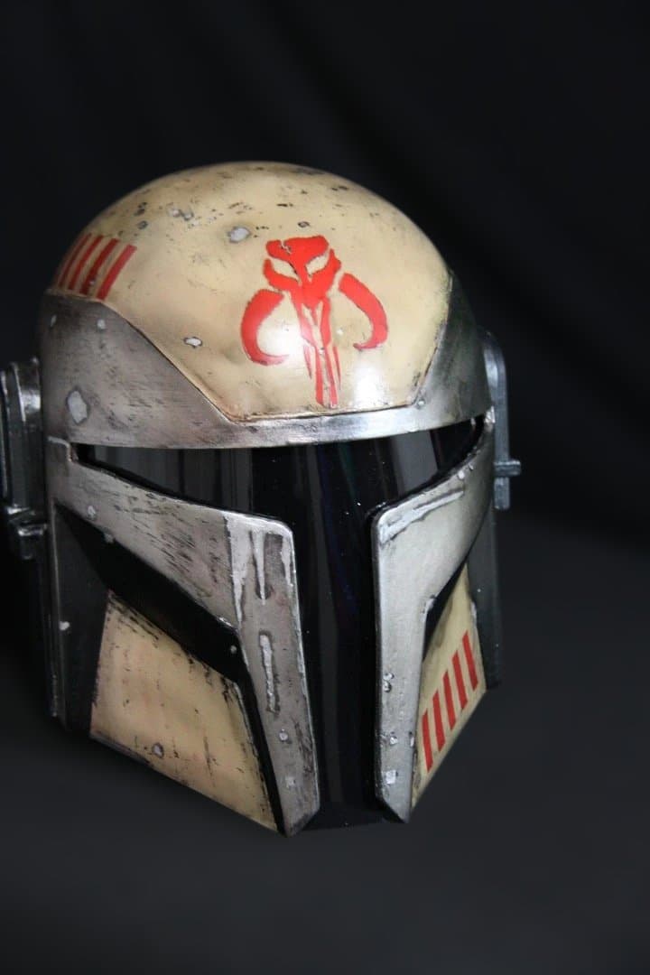 マンダロリアンヘルメット
