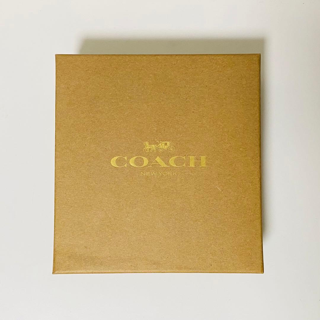 コーチ（coach）ボーンチャーム付き首輪 未使用品