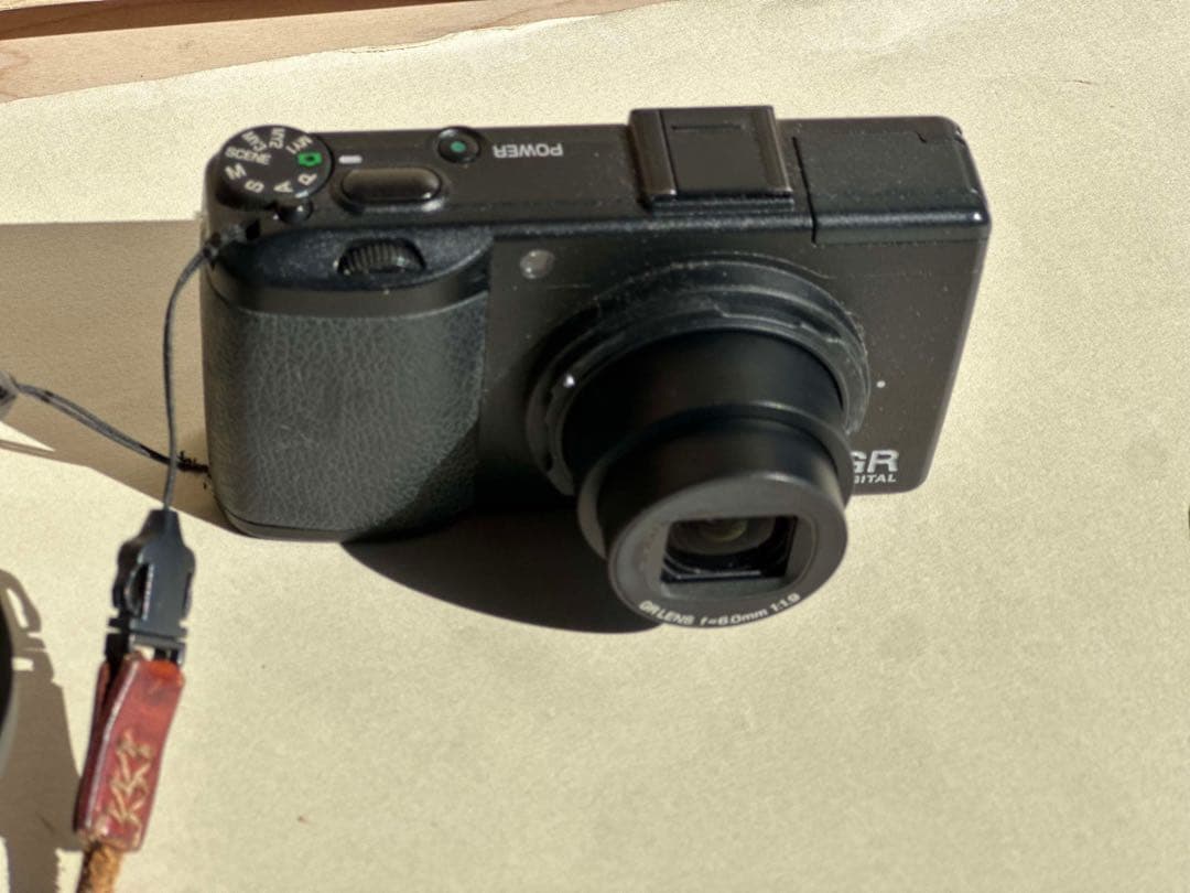 RICOH GR DIGITAL III レンズ付き