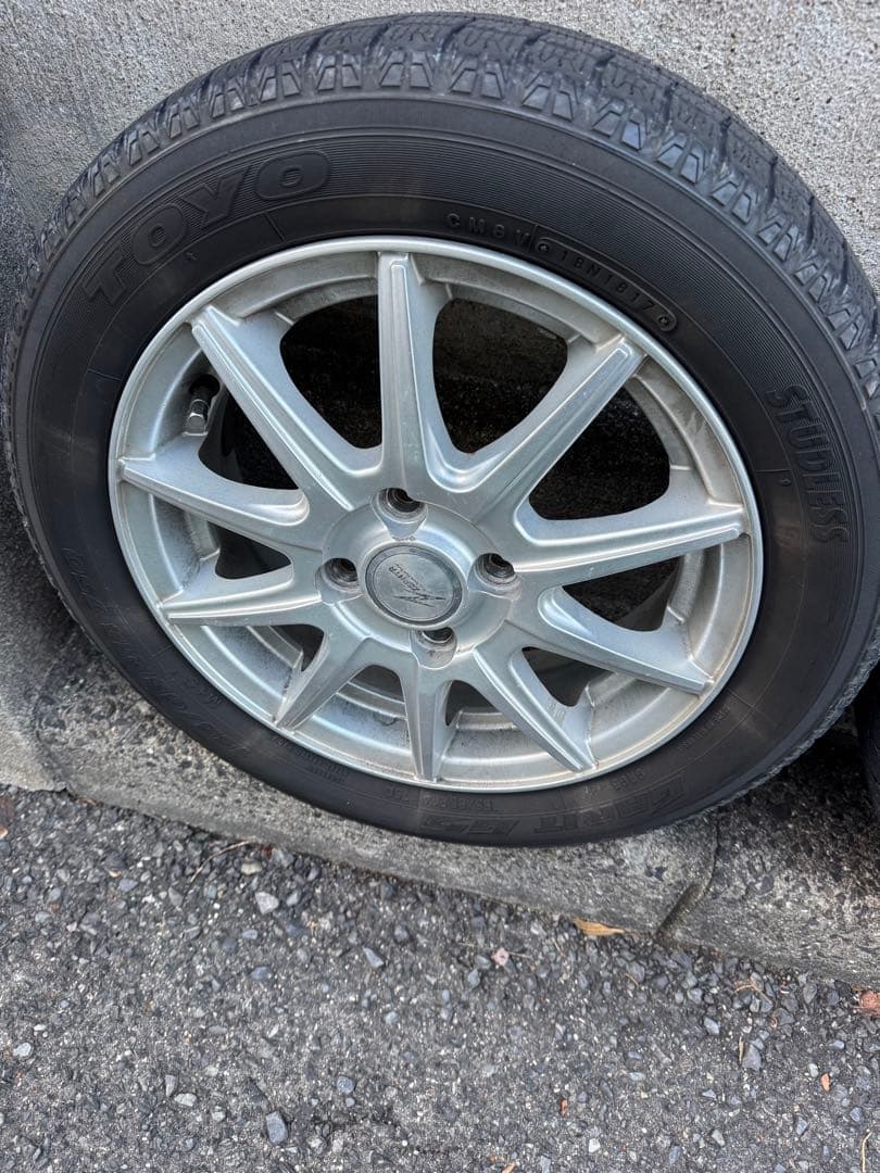 軽自動車全般に‼️14㌅スタッドレスTOYOタイヤホイール4本セット‼️2017年製