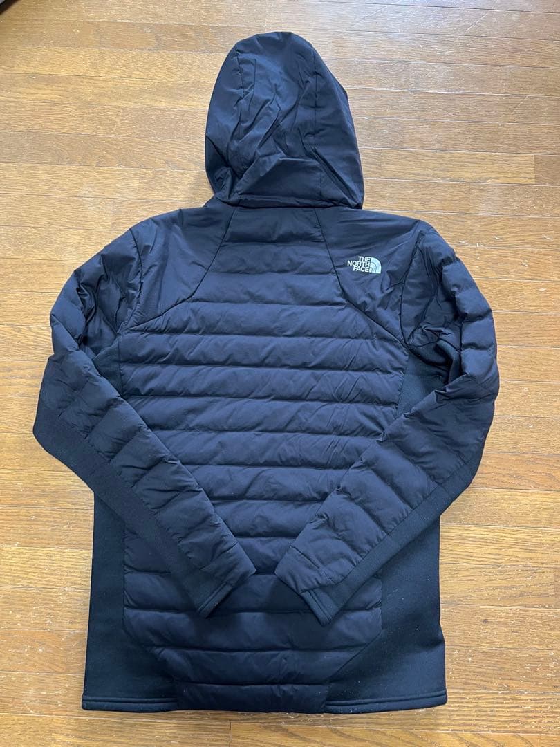 THE NORTH FACE レッドラン　フーディ　NY81874