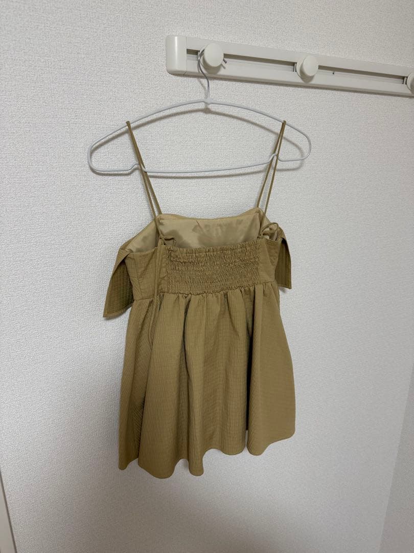 【美品✨未着用】フクレジャガードキャミソール anuans ベージュ