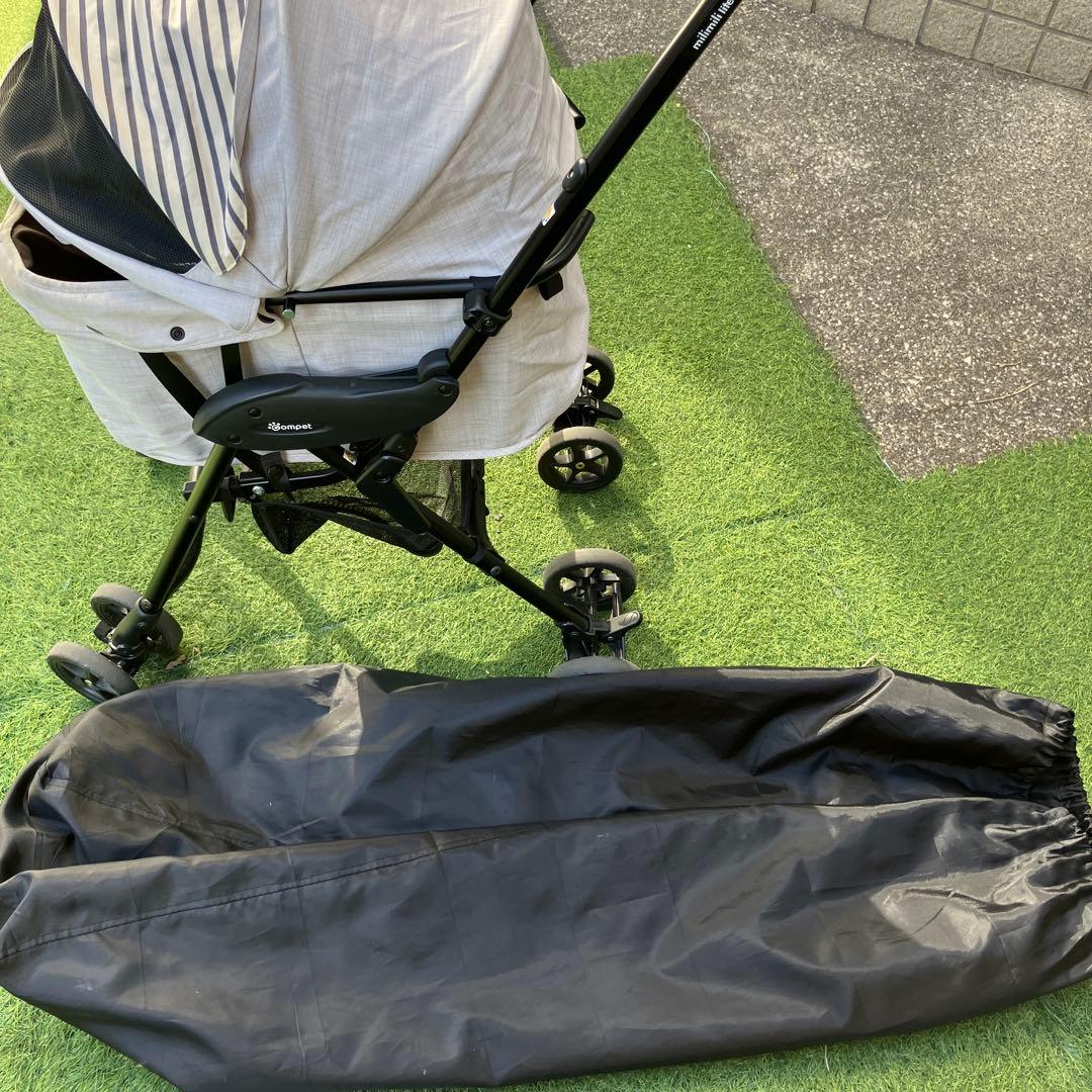 コンビ　コムペット　ミリミリライト　グレー ストライプデザイン ペットカート