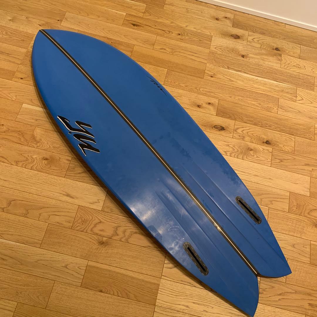 YUサーフボード　ツインフィッシュ