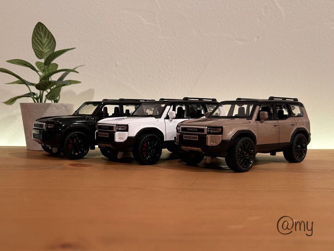 ランクル250 1/32 ミニカー セット