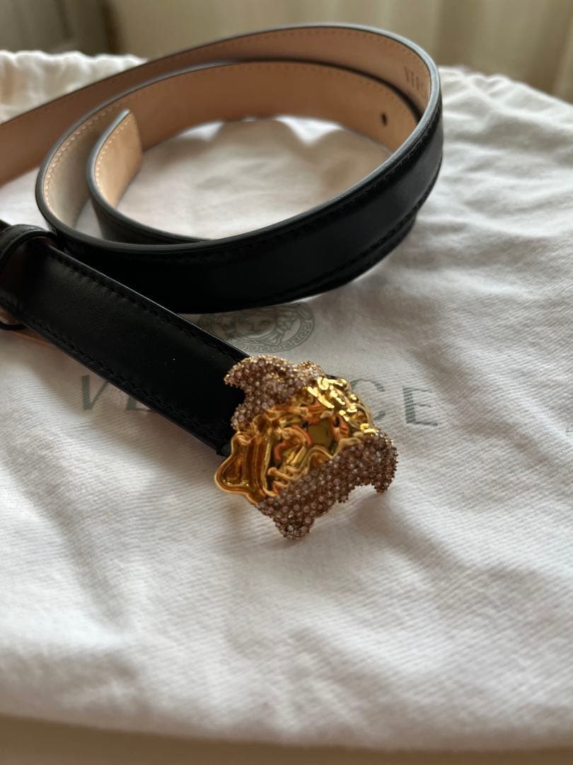 VERSACE レザー ベルト ゴールドメデューサ
