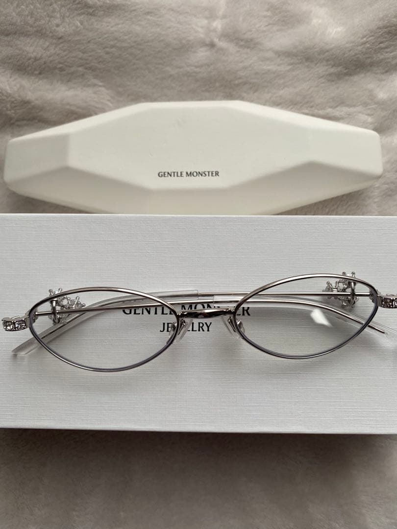 美品　GENTLE MONSTER Carat 02 ジュエリーコレクション