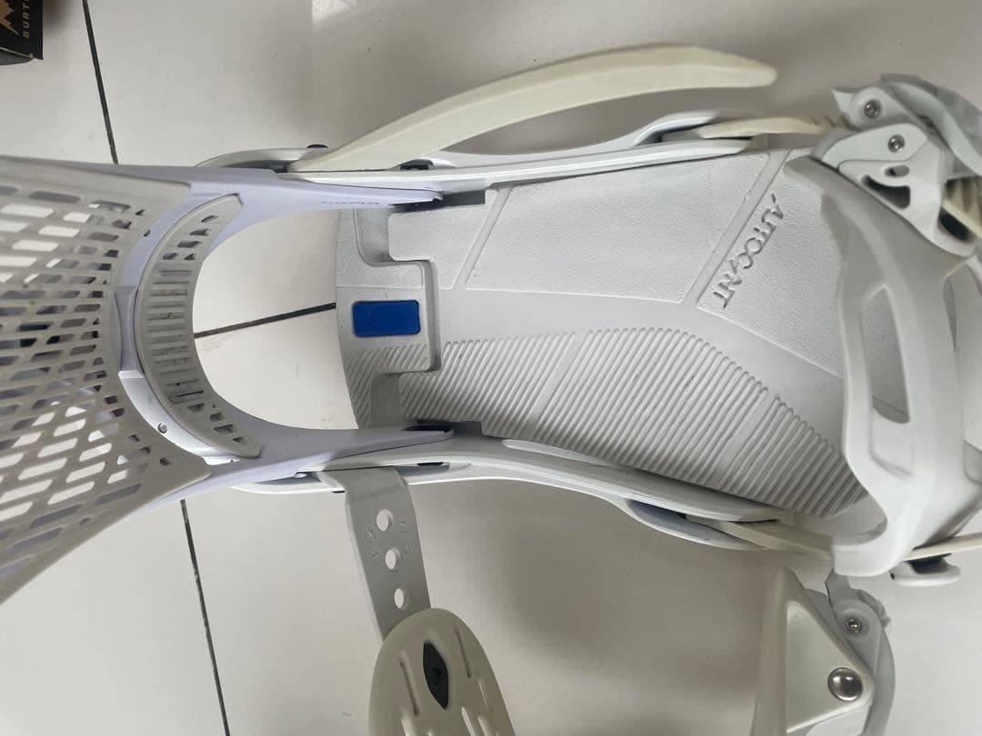 Burton GENESIS Re:Flex 24-25 2025 ：Ｓ