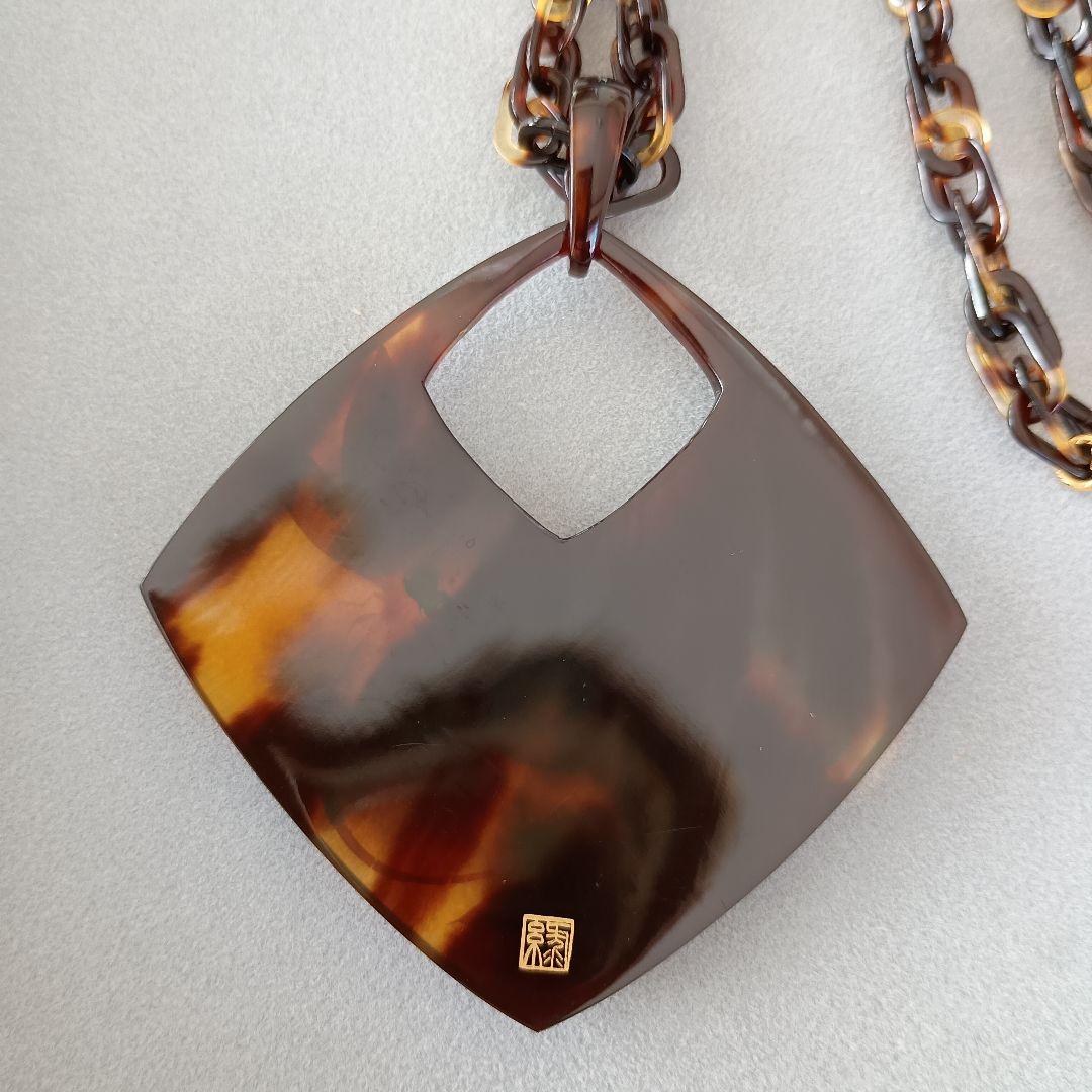 本鼈甲 金蒔絵 螺鈿 作家物 大岡緑 鼈甲 べっ甲 工芸品 ネックレス 装飾品