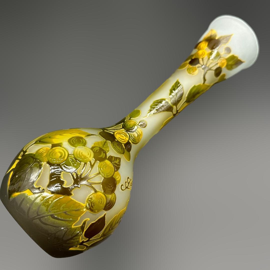 エミールガレ 　　鶴首　花瓶　カメオ彫り　被せガラス　高さ26ｃｍ