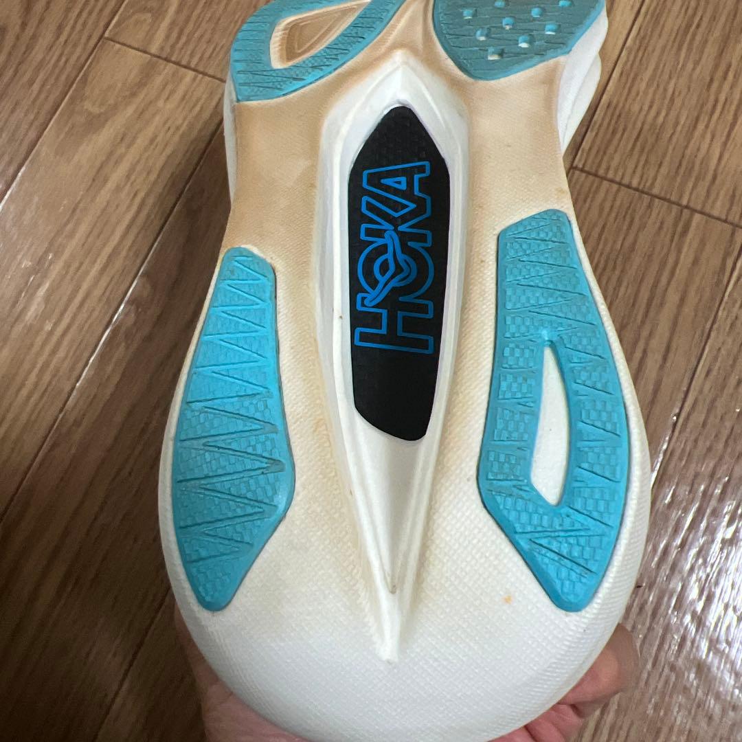 HOKA ロケットX3 27.0