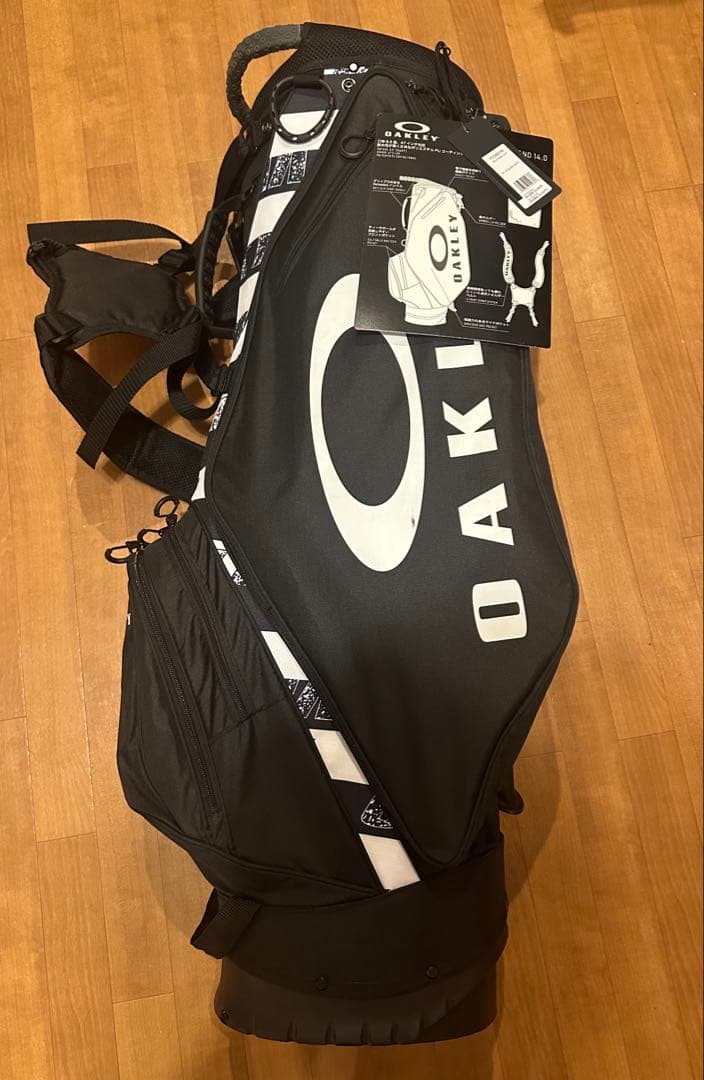 oakley オークリー　スタンド式キャディバッグ