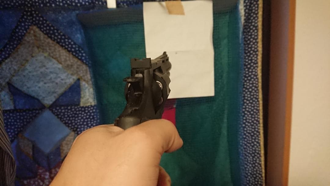 PYTHON .357mag 4inch リボルバー