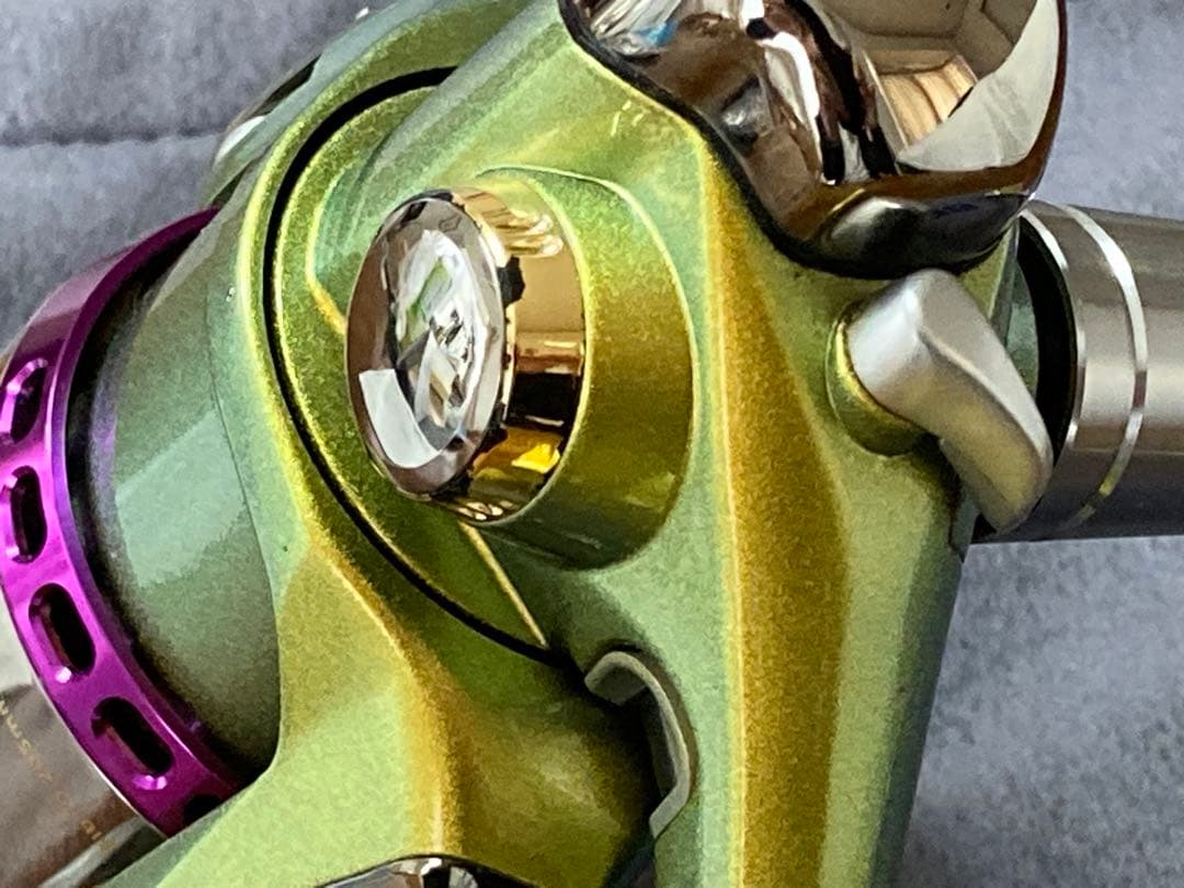 DAIWA スピニングリール メガバスTD-ito 2506C 限定生産品