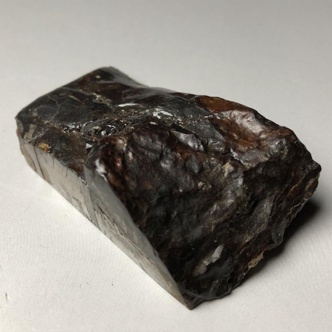 アルタイ隕石 鉄隕石　外皮付き隕石　エンドカット　原石　重さ約131ｇ