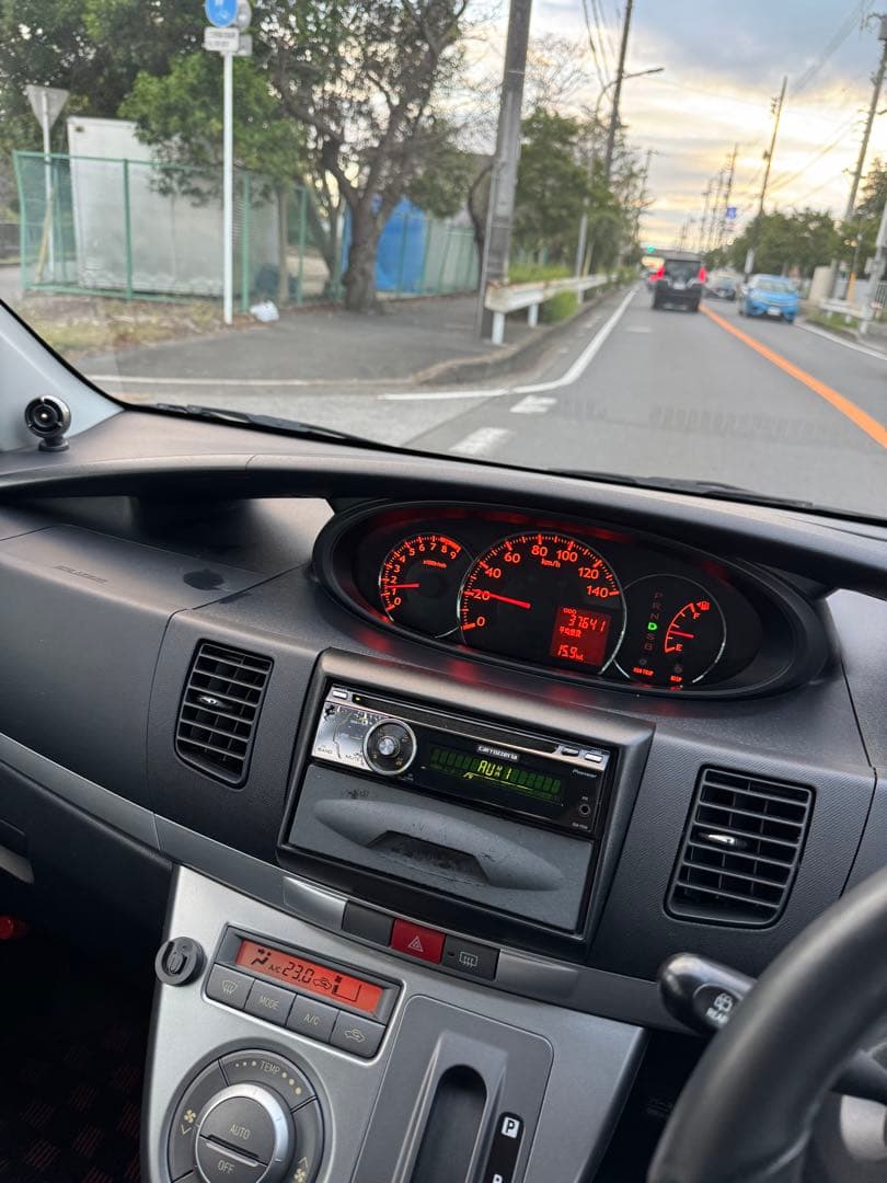 ダイハツ　ムーヴ　車検年2027月09